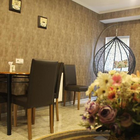 Cozy Nest Tbilisi Phòng bức ảnh
